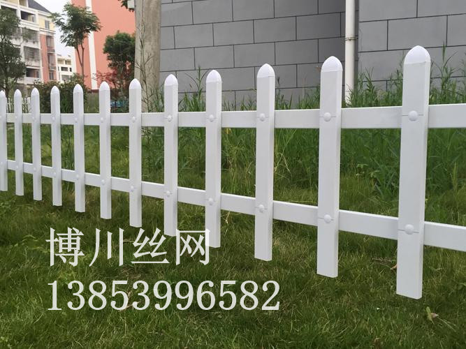 岳阳市护栏网草坪护栏 - 一站式服务